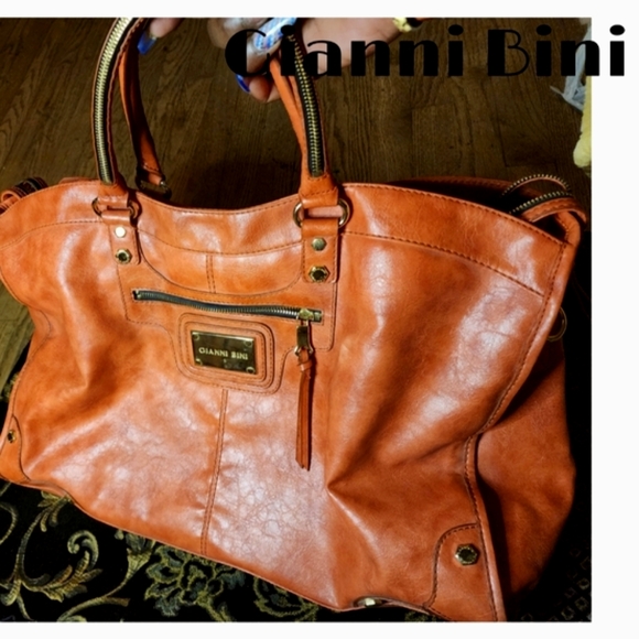Gianni Bini burnt orange leather tote. Xl. - Picture 6 of 14
